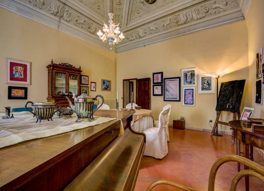 Residenza Storica Palazzo Ricciarelli Villa Volterra Luaran gambar