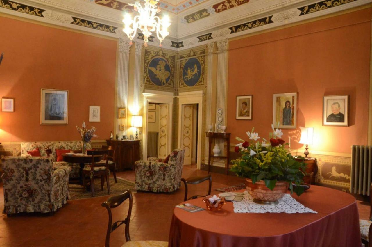 Residenza Storica Palazzo Ricciarelli Villa Volterra Luaran gambar
